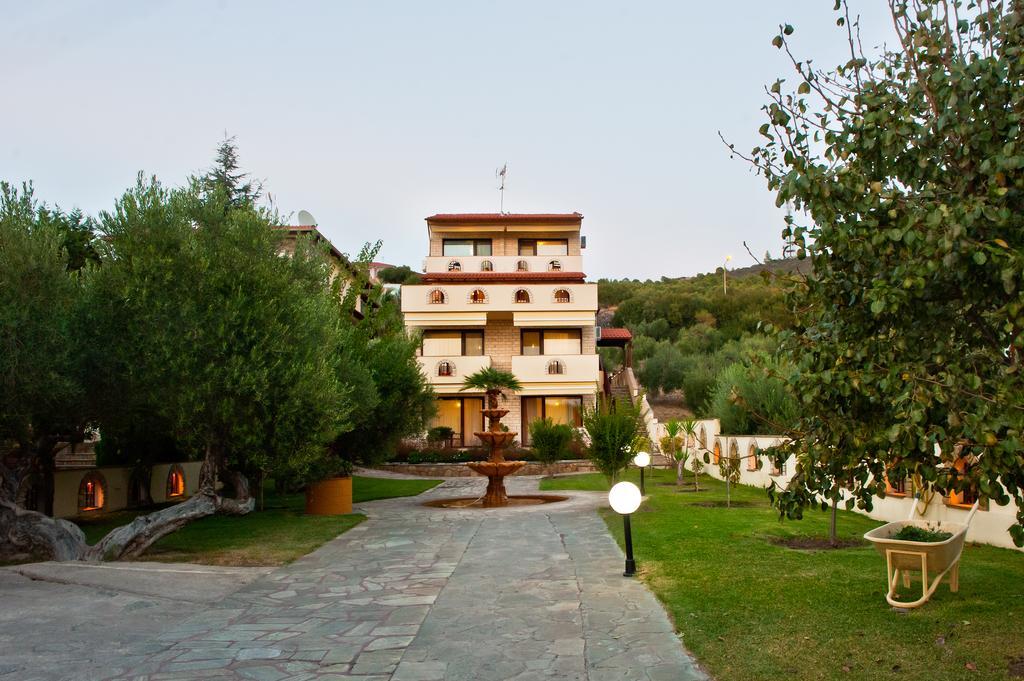 Seydnaya And *